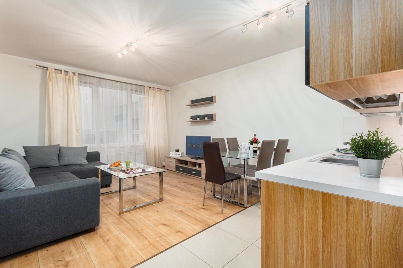 Al Krakowska 291A By Homeprime Varsavia Esterno foto